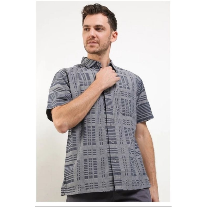 kemeja cardinal casual E1437P