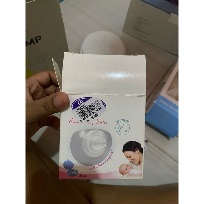 Baby safe pelindung puting