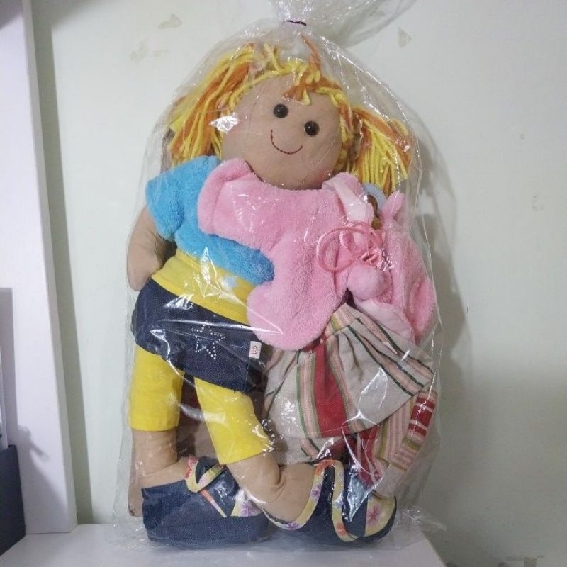 Boneka Mercy At Annie