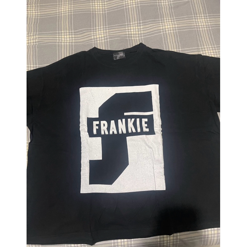 Kaos Oversized Frankie