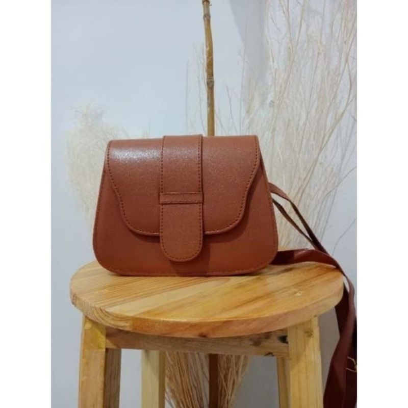 Carel Slingbag