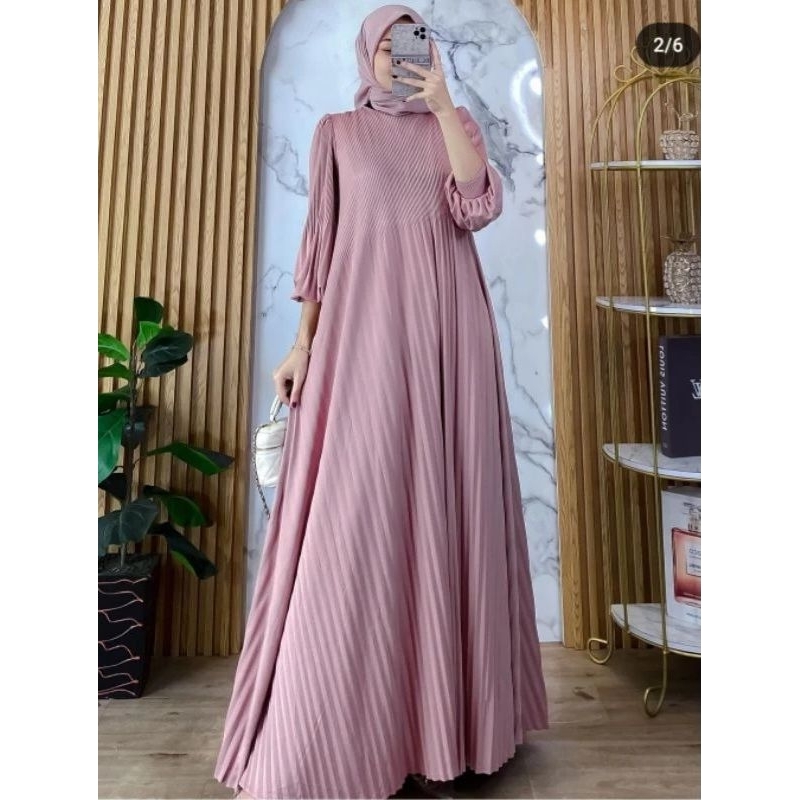 DRESS PRISKET