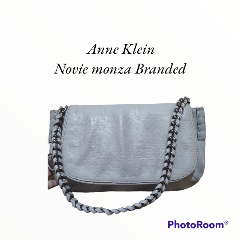 Anne Klein shoulder
