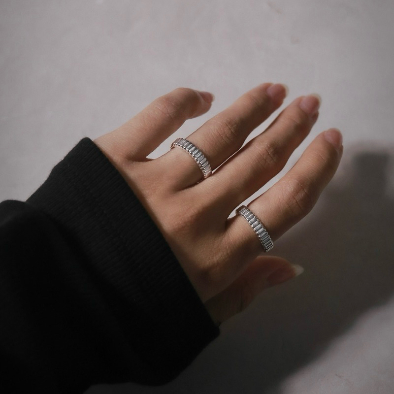 IV FINERY - Pillar Ring - Silver Ring - Promise Ring