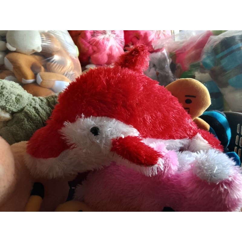boneka karakter lumba-lumba