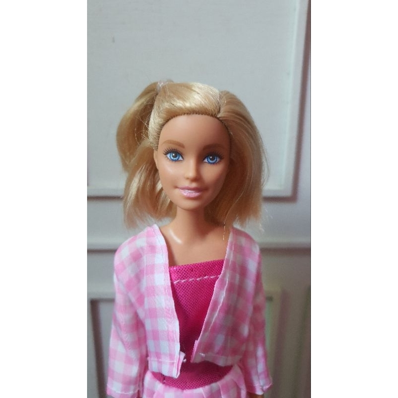 barbie basic millie 3 preloved
