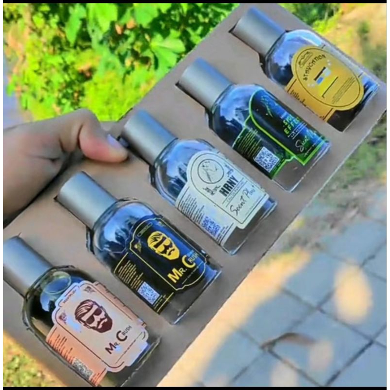 beli 1 dapat 4 botol parfum(COD)