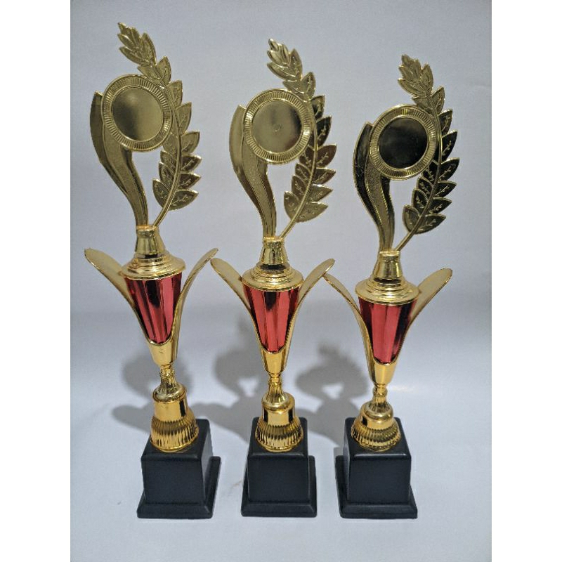 Trophy piala sayap padi