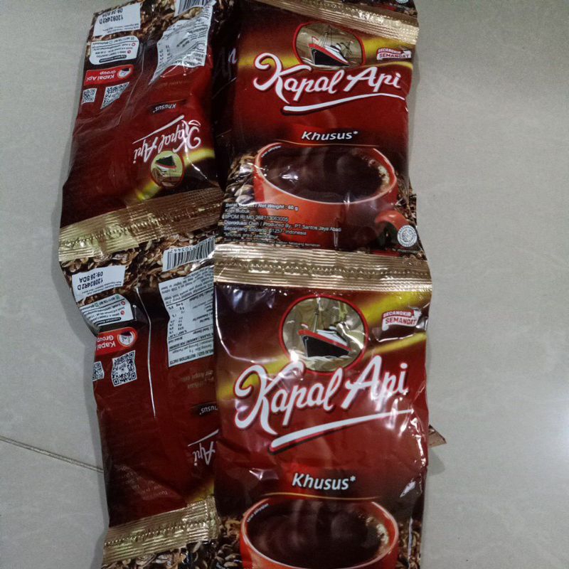 KAPAL API MUTU KHUSUS ,PER RENTENG.
