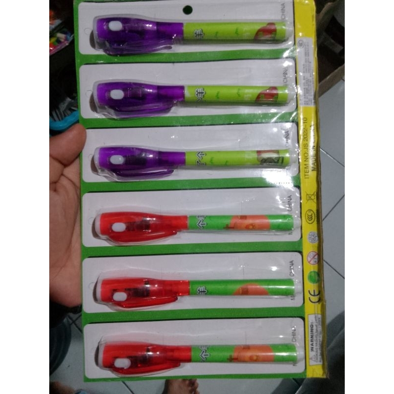 Pulpen Ajaib invisible