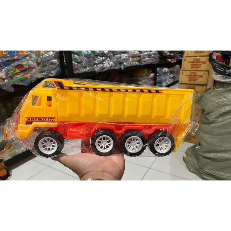 MAINAN DUMP TRUK PASIR + SKOP