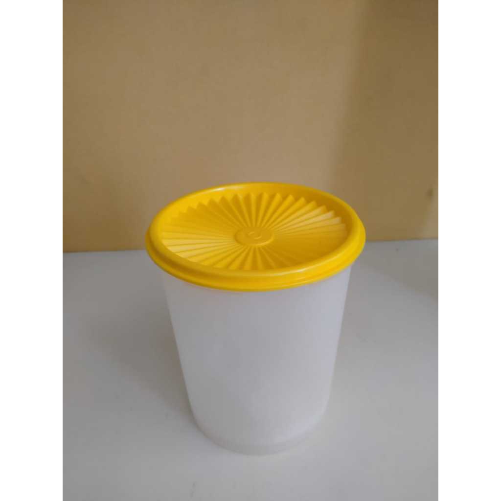 TUPPERWARE - DECO CANISTER YELLOW SMALL