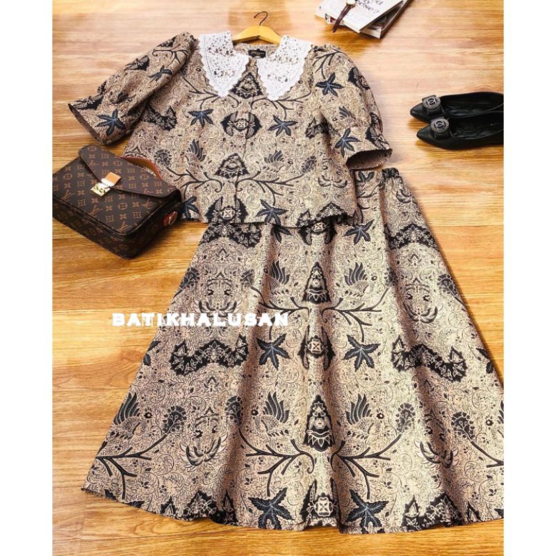 PREMIUM BATIK BY CIREBON BUTIK