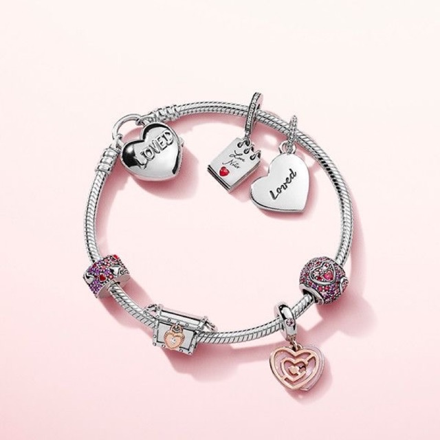 Gelang Aksesoris
