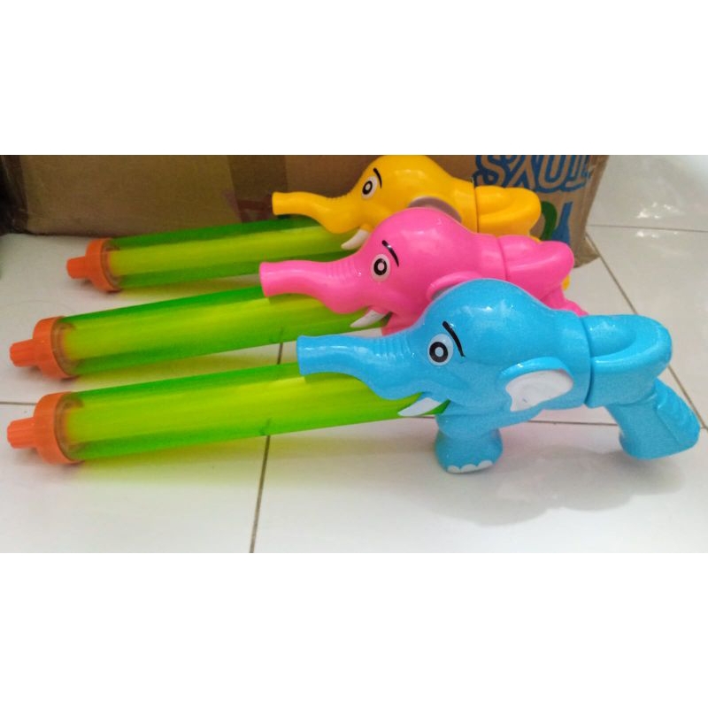 Tembakan Air Elephant