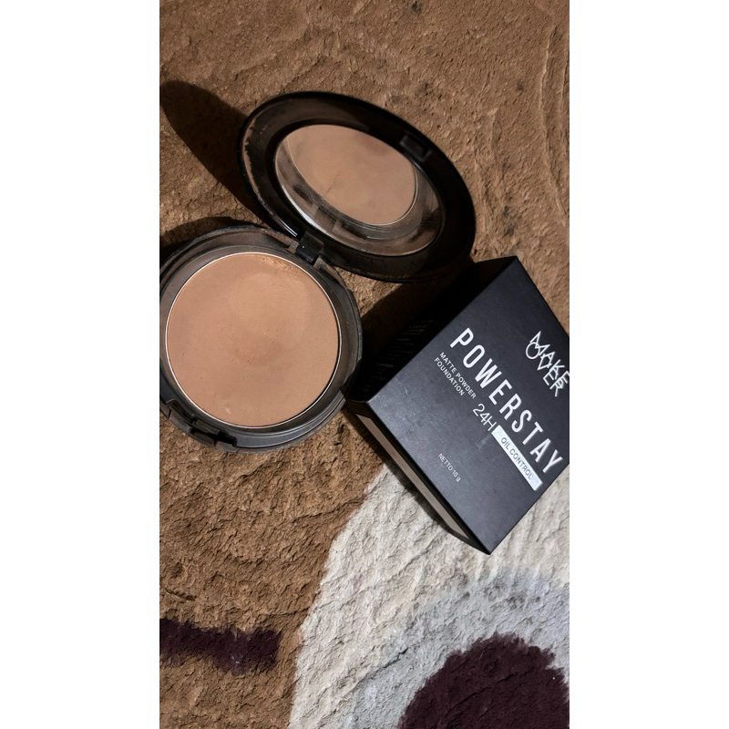 makeover powerstay matte powder foundation