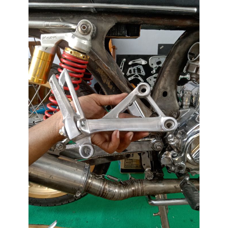 FOOTSTEP CBR 150CC powerstep CBR 150cc
