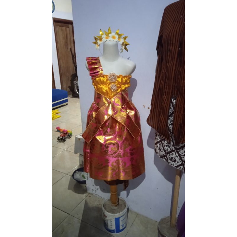 kostum Bali anak