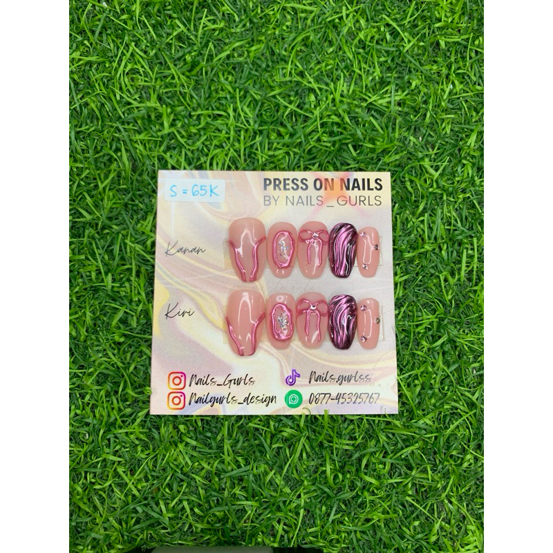 PRESS ON NAILS