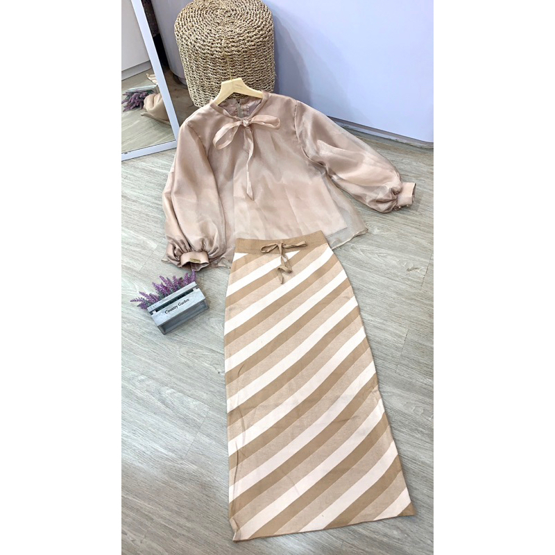 blouse premium aghnea terbaru