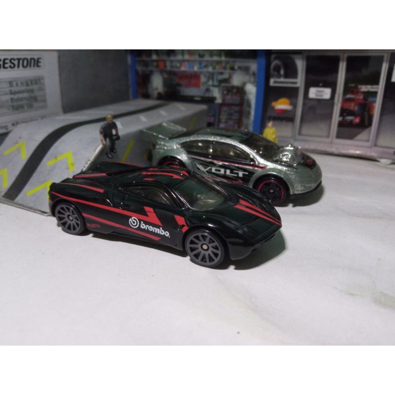 HOTWHEELS LOOSE 2PCS