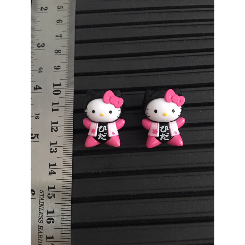 hello kitty charm mini MIX 17