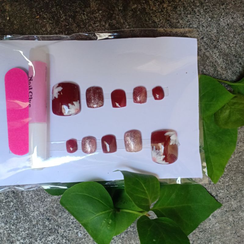 KUKU PALSU/FAKE NAILS