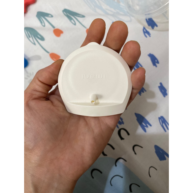 imani white cap