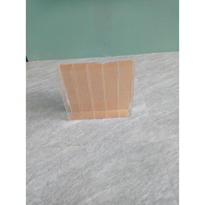 Tempat Parfum Akrilik
