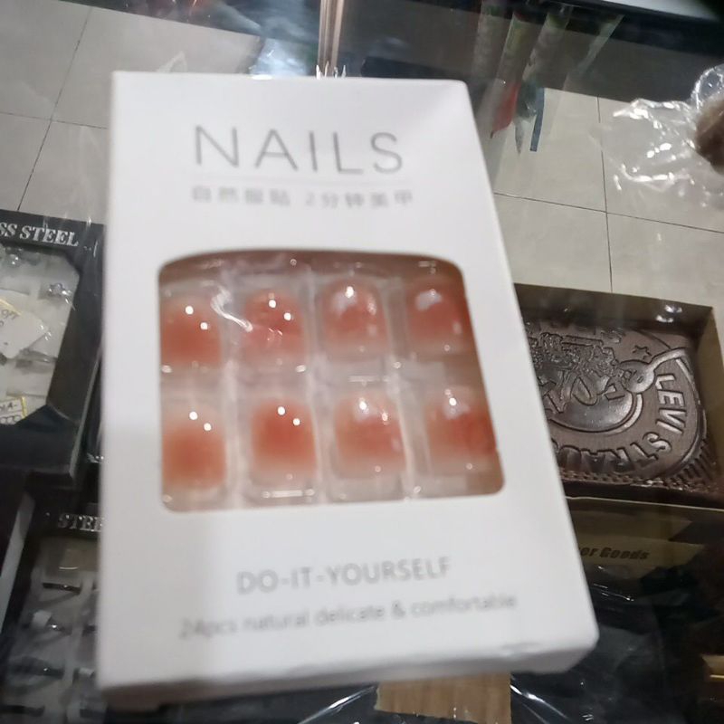 KUKU PALSU NAILS