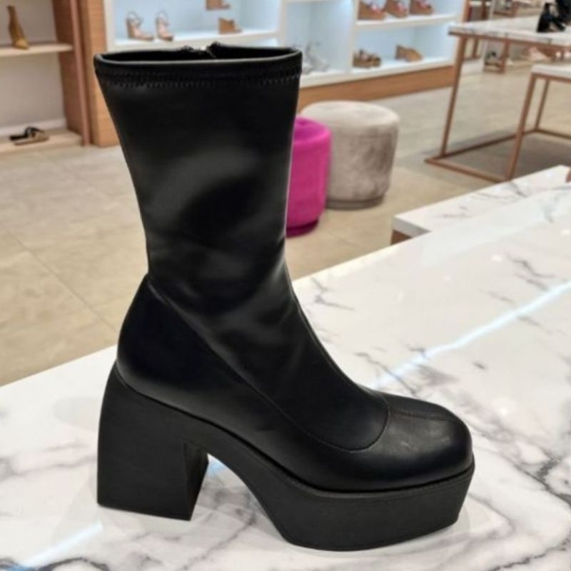 Steve Madden Boots 38.5