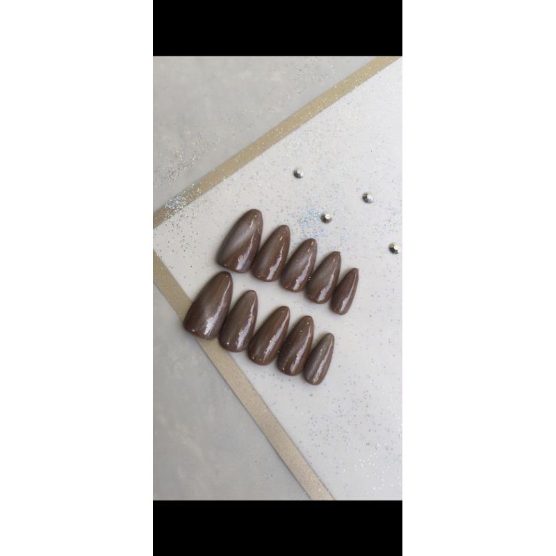Press Nail Art