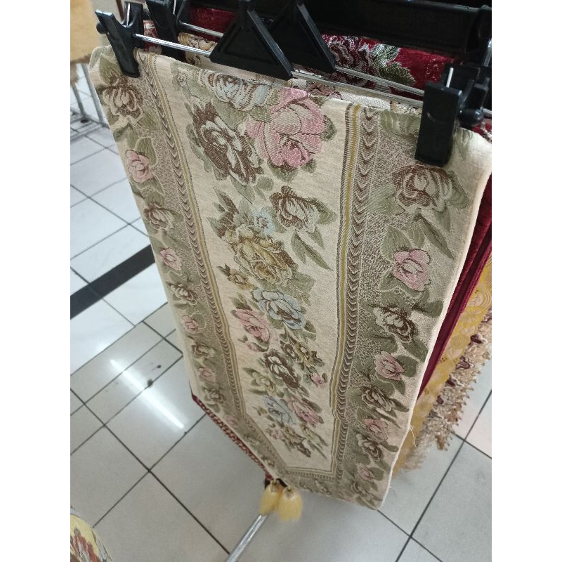 taplak meja panjang