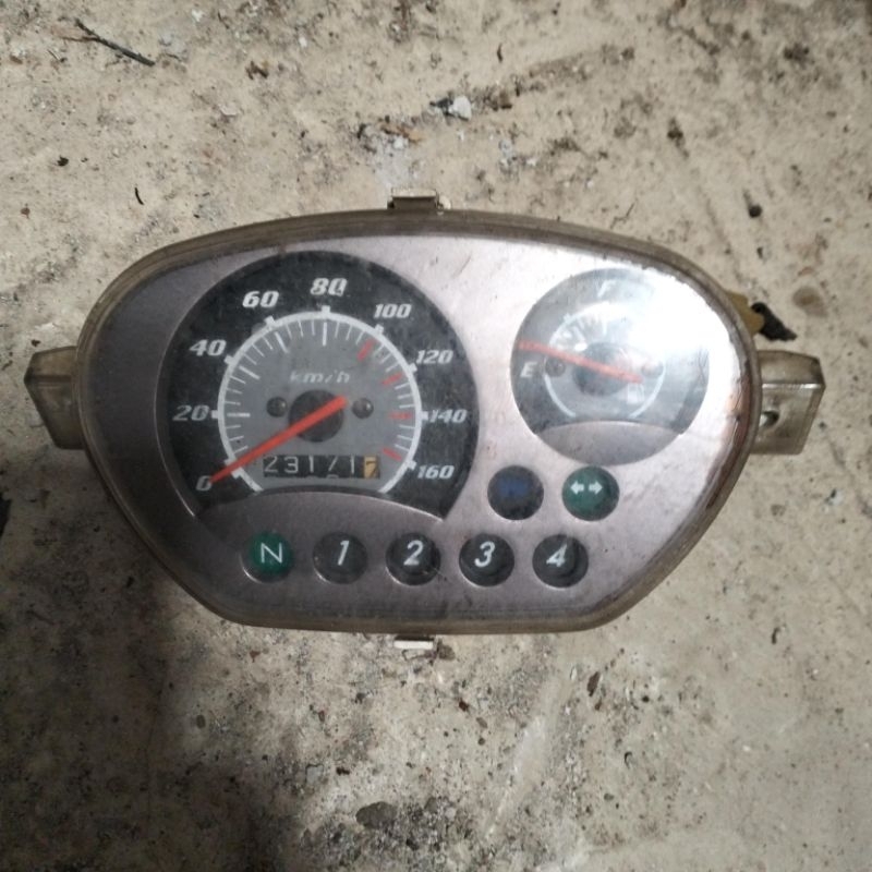 spedo meter/odo meter Jupiter z old