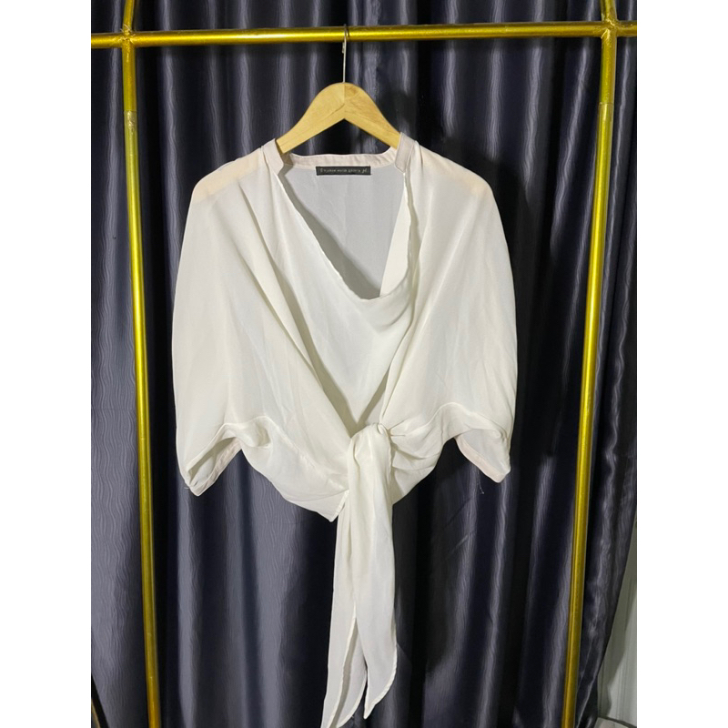 PRELOVED FREE