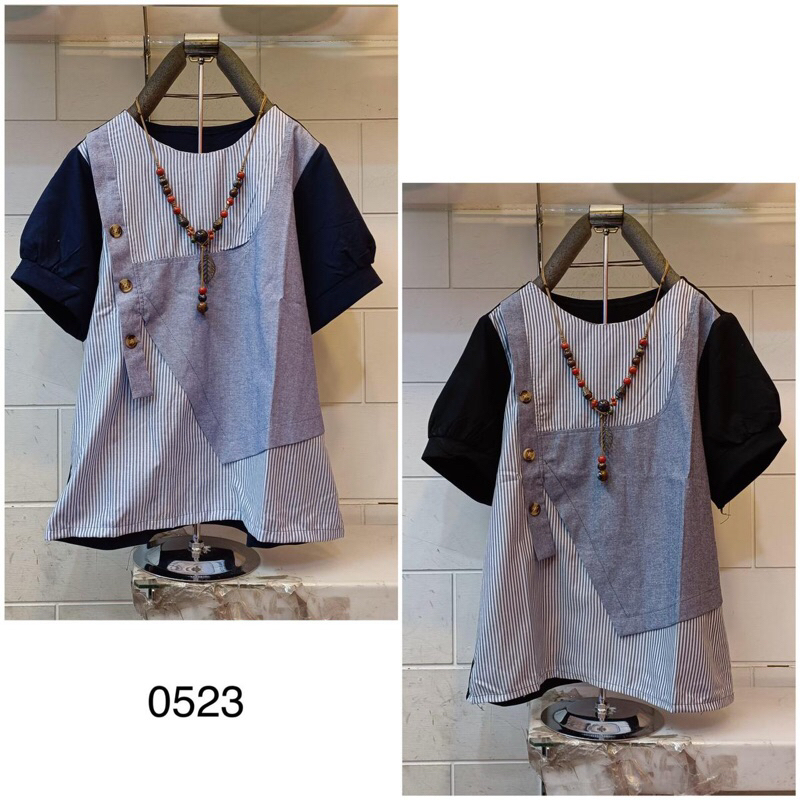 Kaos kancing 3 belakang polos