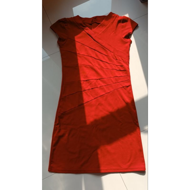 Dress Merah