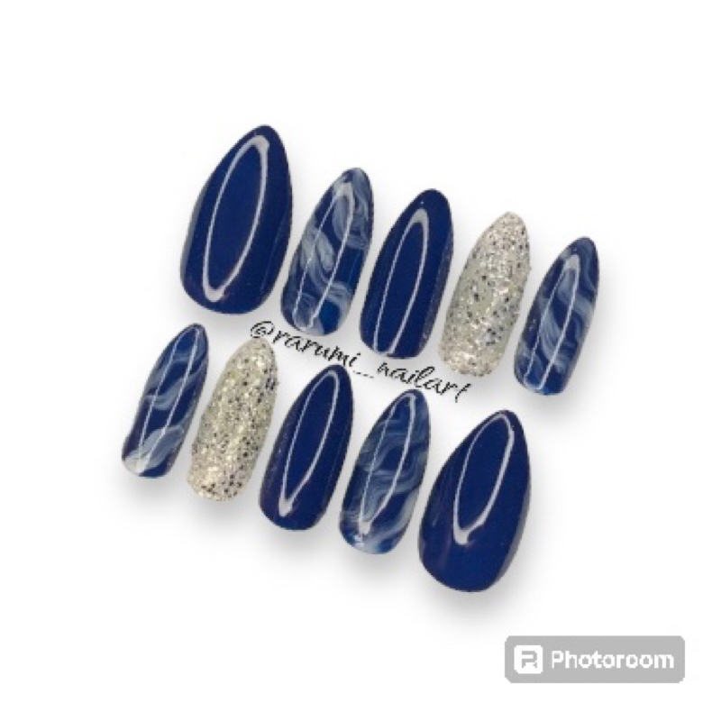 PRESS ON NAILS TYPE NAVY MARBLES
