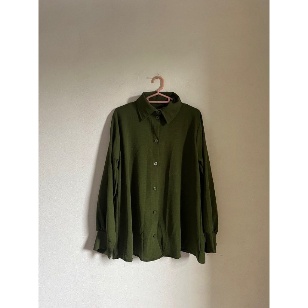 crinkle green shirt