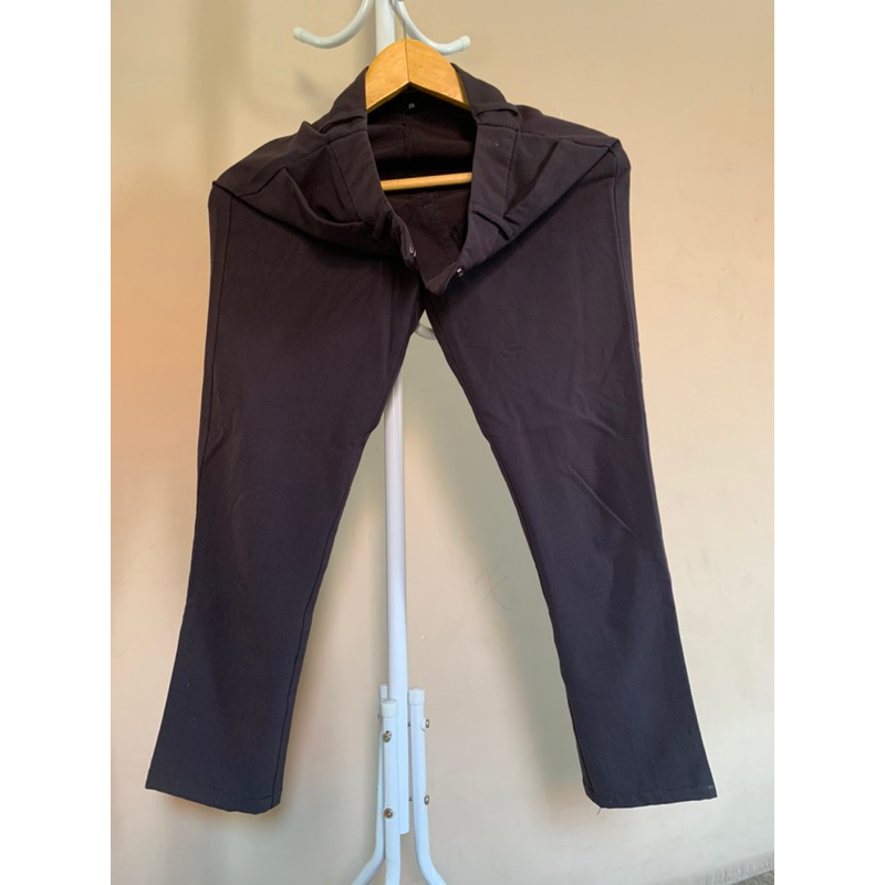 (PRELOVED) celana the executive