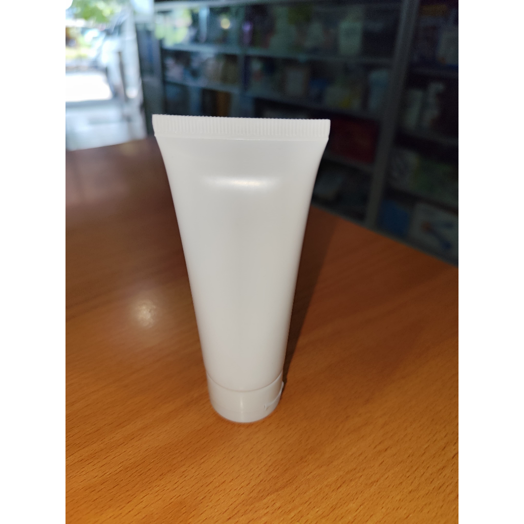 TUBE PUTIH 60 ML