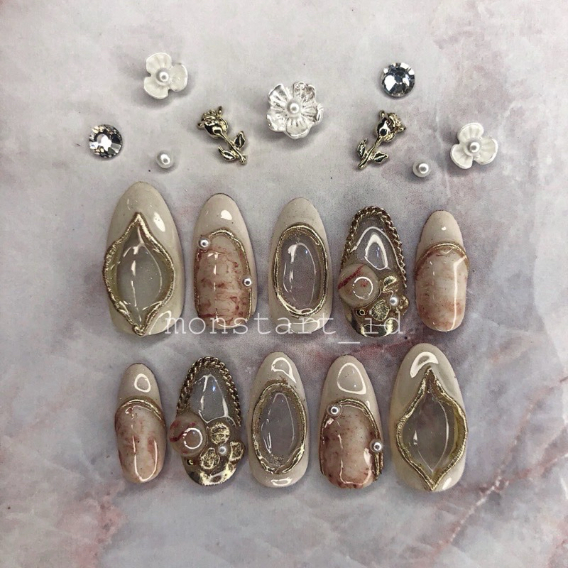 Custom Nails Golden Marble Monstart_id
