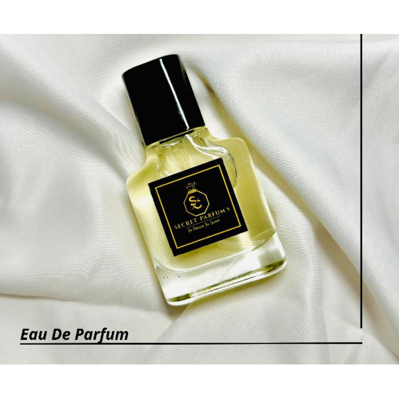 Secret Parfums - Selena Gom3z