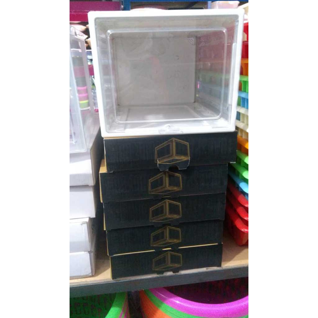 SHOES BOX 1373