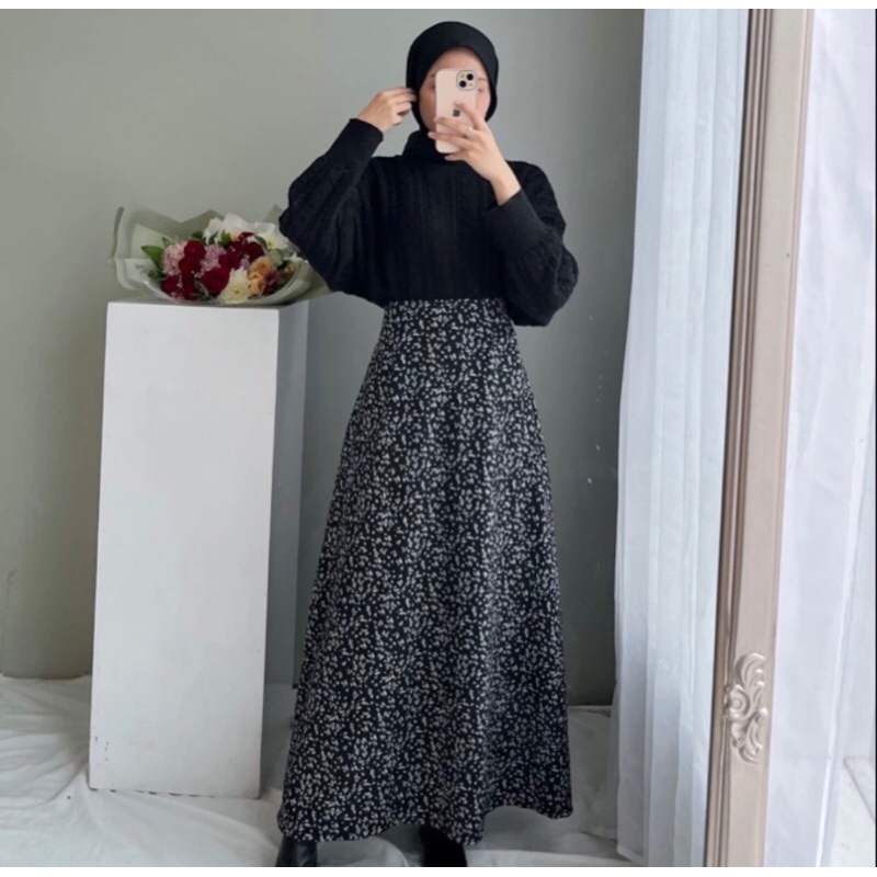 preloved rok wanita