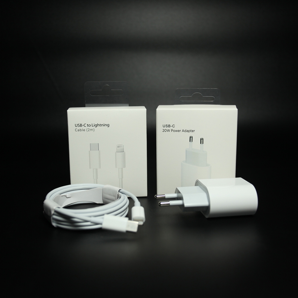 Adaptor Type C 20 Watt + Kabel Light 2m