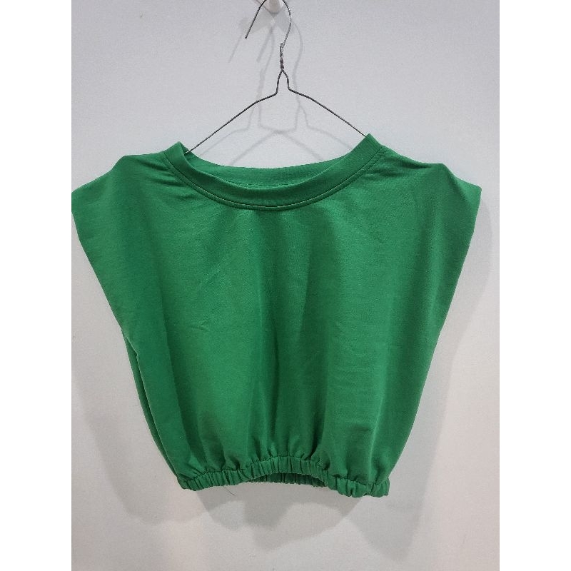 padding crop tee