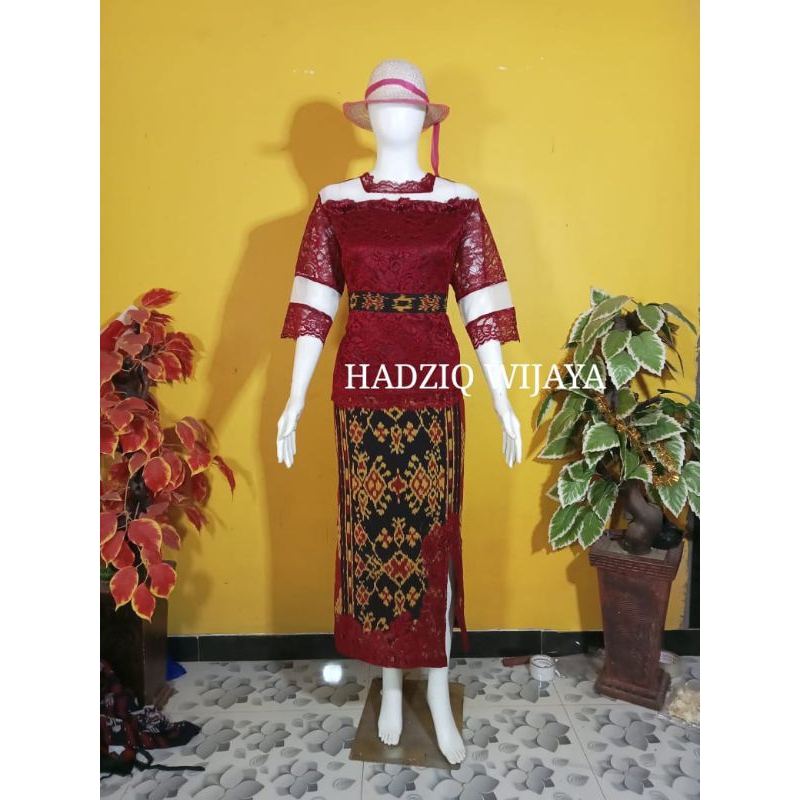 SET WANITA