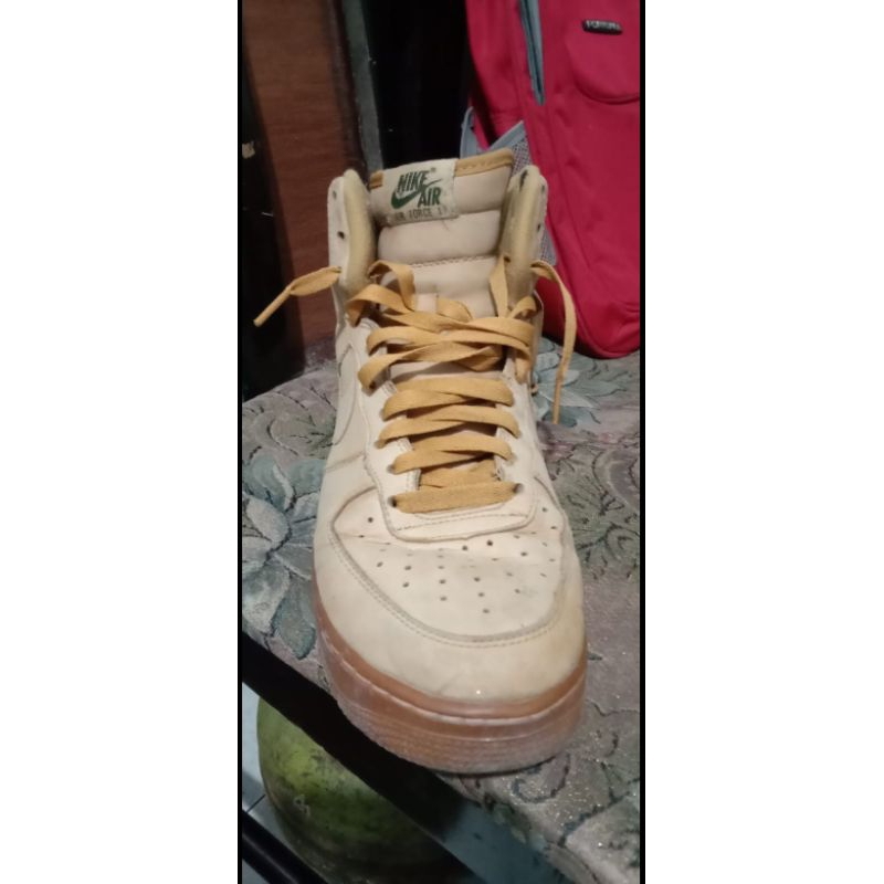 sepatu pria