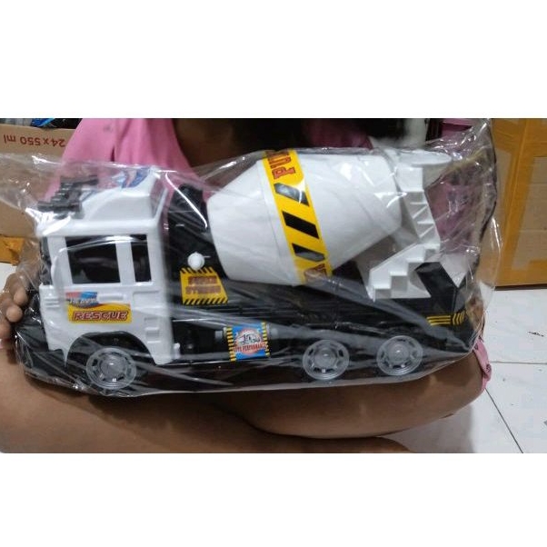 Truk Molen Jumbo